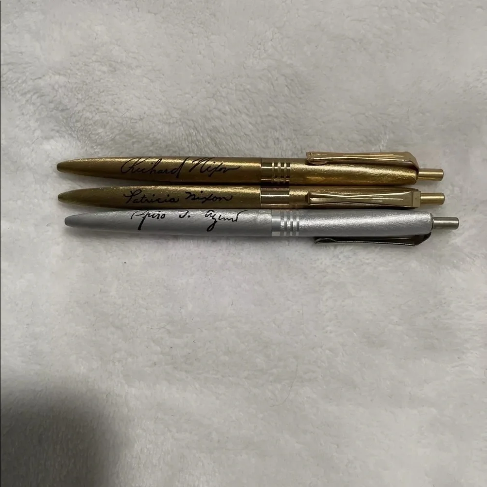 Richard Nixon Signature Presidential Pen Patricia Nixon Spiro Agnew
